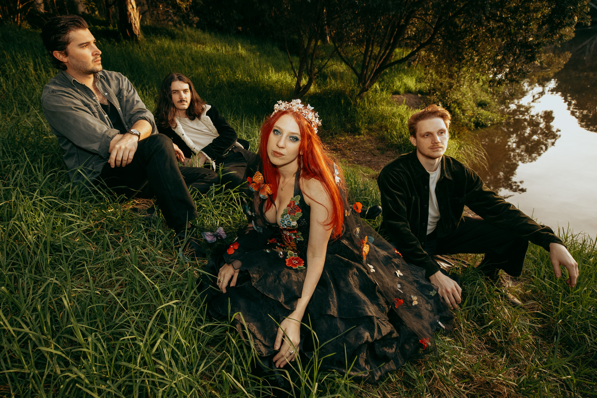 Read more about the article Joan & The Giants share new single ‘Mama Don’t Cry’