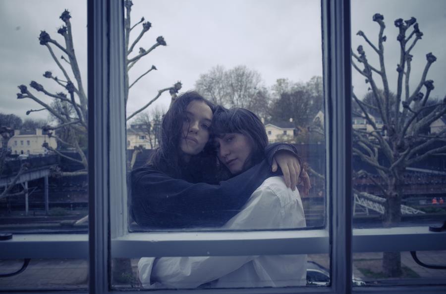 Read more about the article Cusk share their debut single ‘Blu Tac Piano’