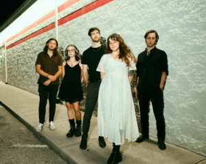 Read more about the article Sungaze unveil new track & video ‘I’m No Longer Afraid Of Heights’