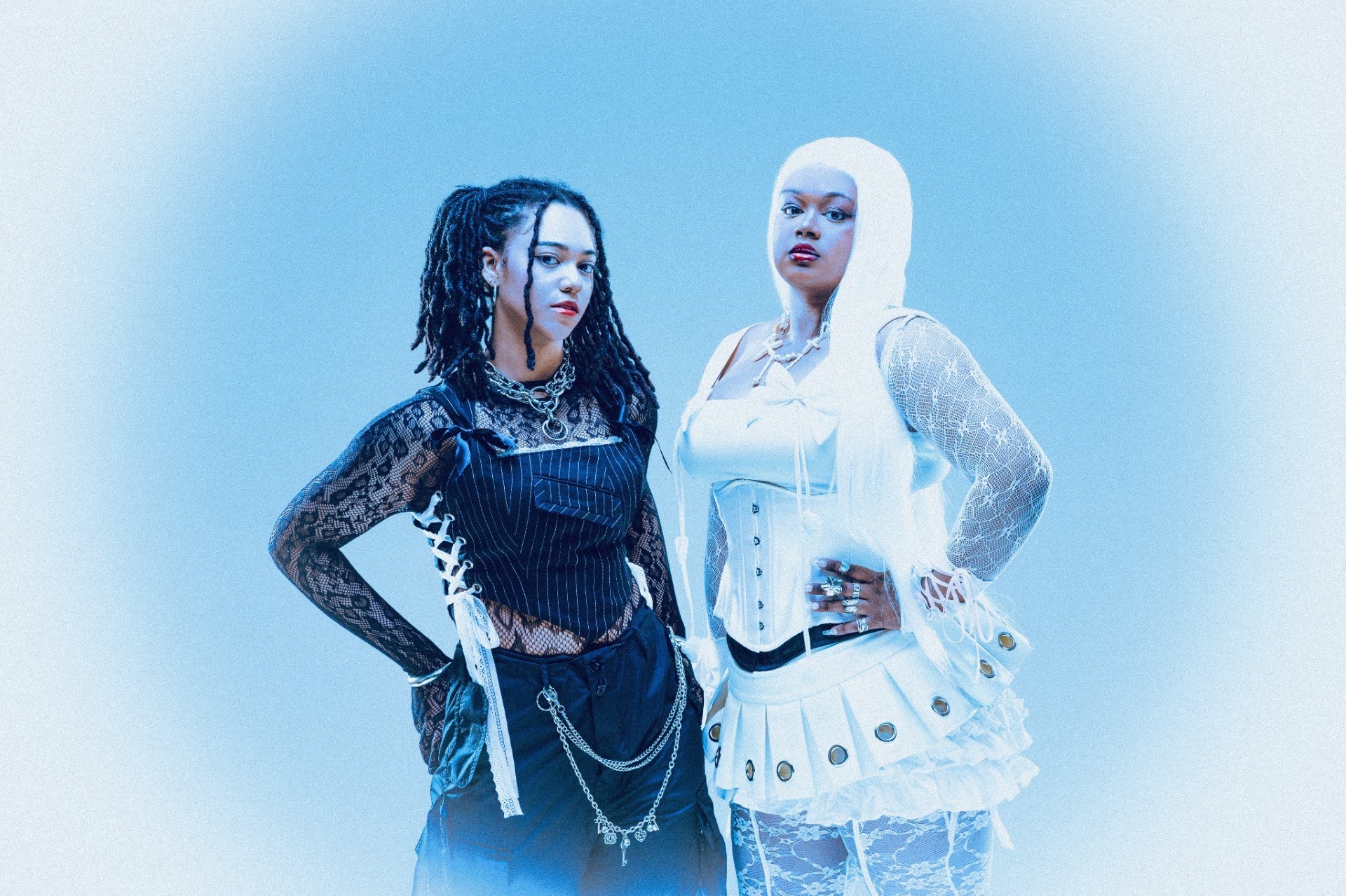 Read more about the article Alt Blk Era share hypnotic new single ‘Silhouettes In the Mirror’