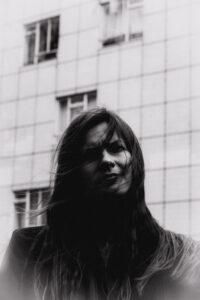 Read more about the article AK Patterson releases new single ‘House Of Glass’