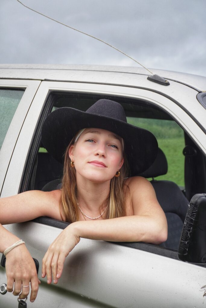 Georgie Winchester shares new single ‘Crying In Private’