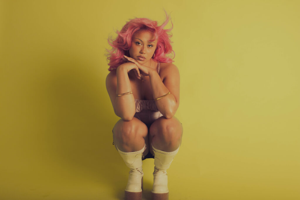 Nia Chennai delivers a sassy slice of R&B on ‘It’s Not Me. (Don’t Worry, Darling)’