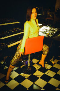 Read more about the article Liv East captivates with seductive new single ‘Fever Dream’
