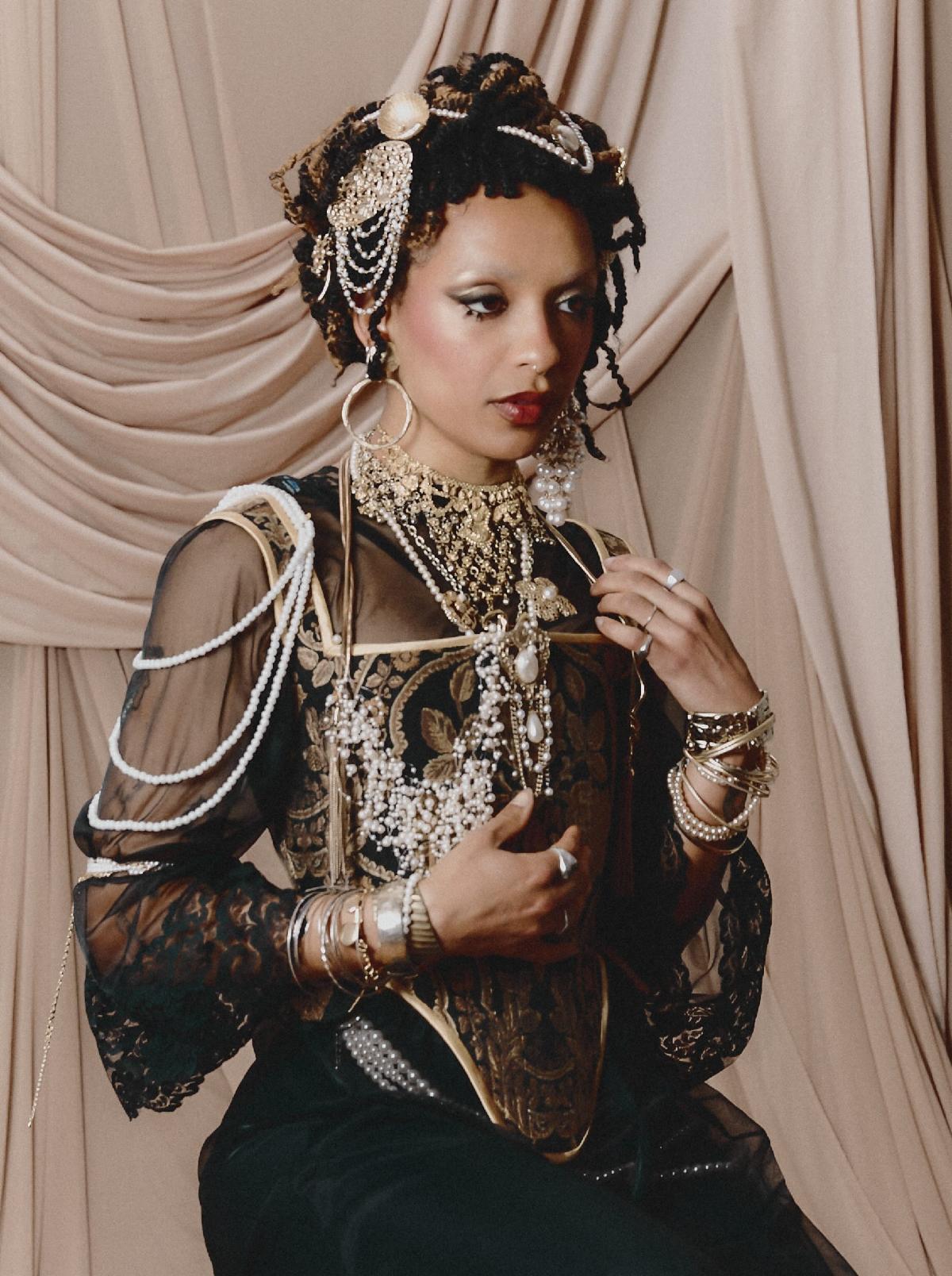 Read more about the article Magi Merlin ventures deeper into her own brand of pop with ‘pixxxie’