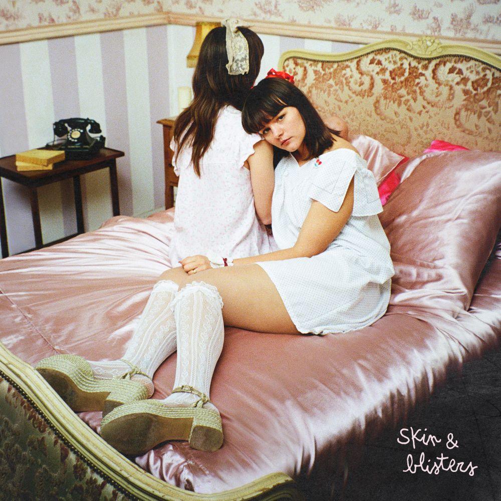 Read more about the article Disgusting Sisters announce debut album Skin & Blisters; share new single ‘Sorry Mister’
