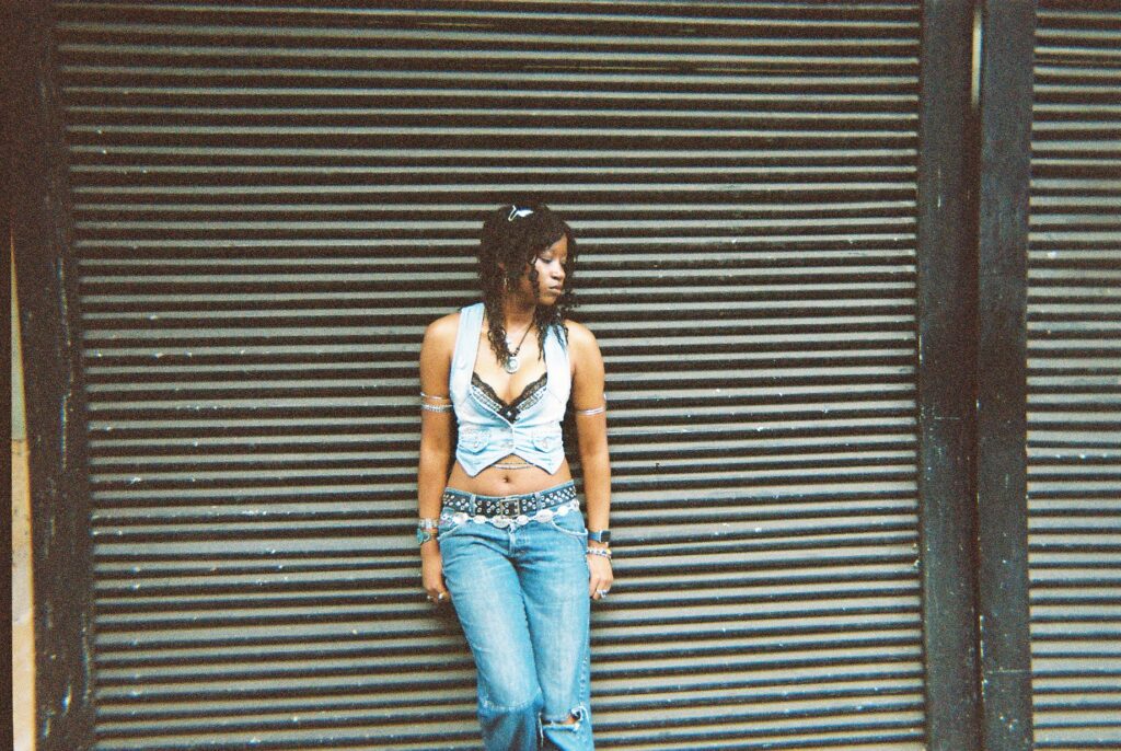 dréa szn captures the breaking point on ‘Halfway’