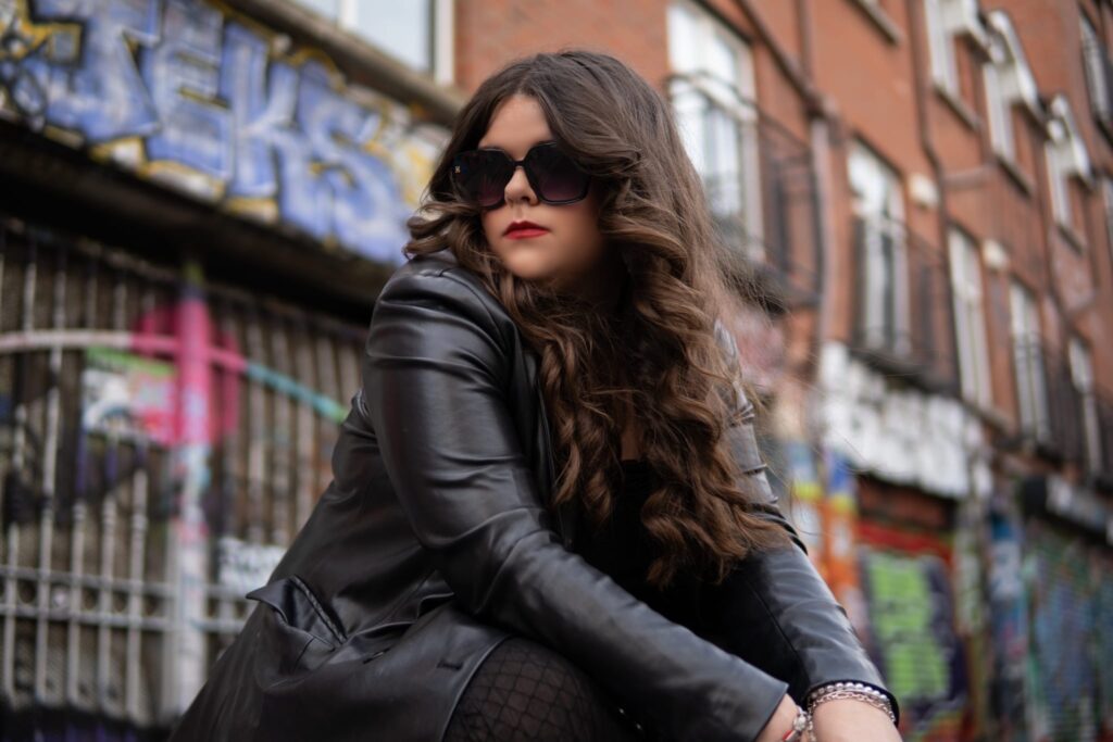 Taylor D delivers an empowering rock anthem with ‘Goodbye’