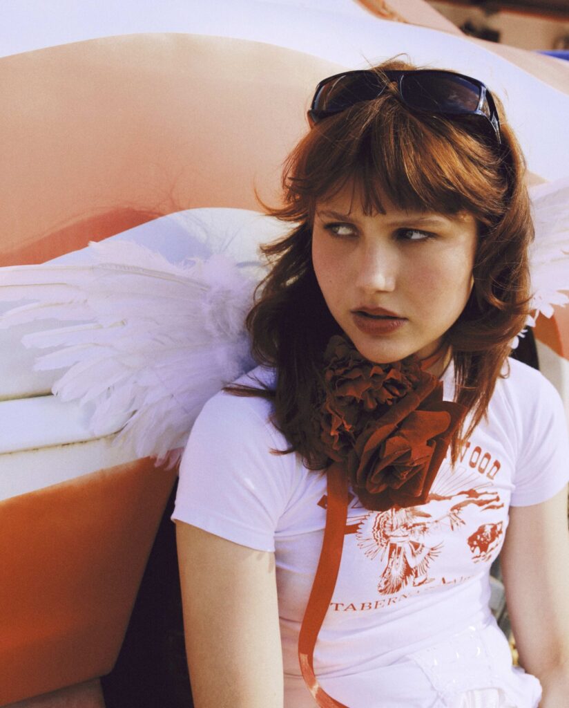 Juli von Lou spreads her wings on ‘Honky Tonk Angels’