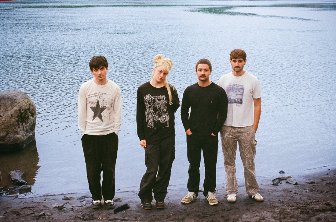 Read more about the article Growing Pains drift through a shoegaze dream on ‘Crush’