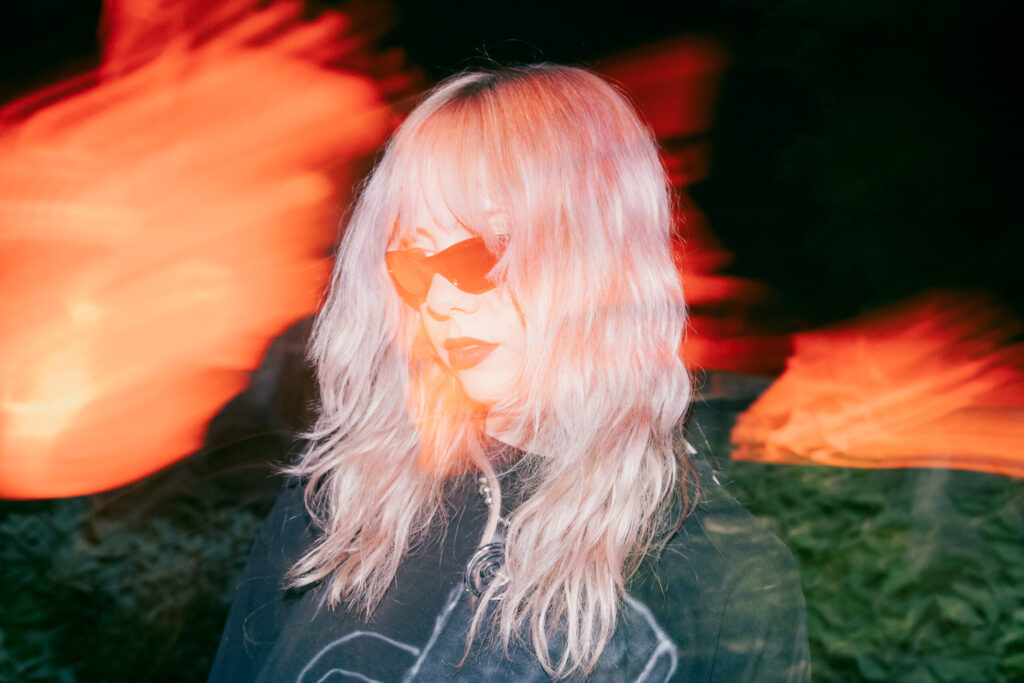 FRANKIE FLOWERS loses her grip on feverish ‘augusta’